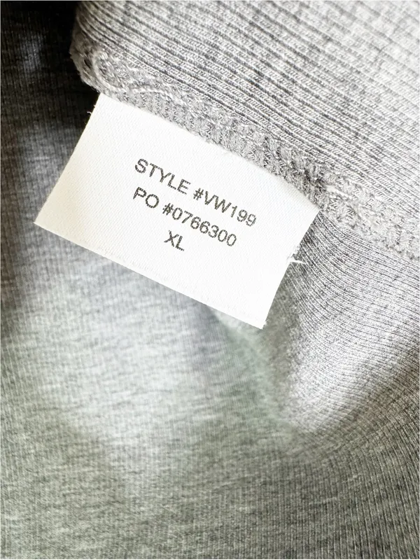 NEW Vuori Women’s Long Sleeve Ribbed Mudra Fitted Tee Top Gray Size XL - Image 9