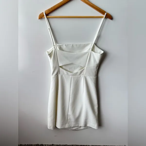 French Connection Women's‎ Whisper Back-Cutout Dress Size 6 - Image 5