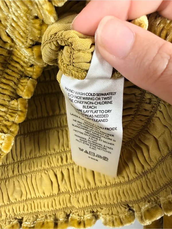 Anthropologie Puff-Sleeved Velvet Blouse in mustard yellow green size medium - Image 6