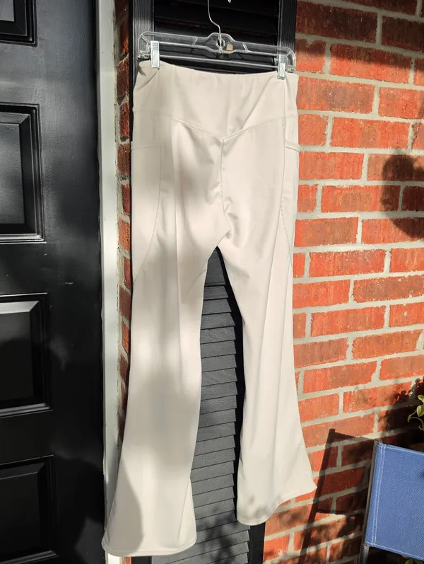 Flared Cream Active Pants With Side Pockets And Zip XXL - Image 6