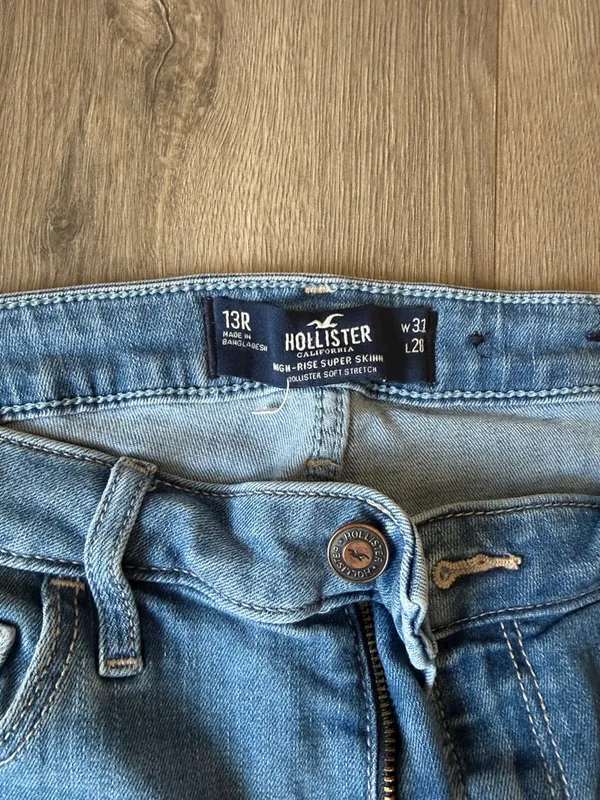 Hollister Women’s Light Blue Skinny Jeans HighRise Super Skinny Size 13R - Image 2