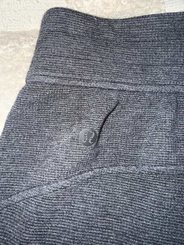 NWOT Lululemon Scuba High-Rise Short 5" *Waffle Heathered Graphite Grey XXS‎ - Image 5