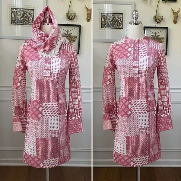 Vintage 70s Mauve Pink White Retro Print Shift Dress Scarf XS S - Image 2
