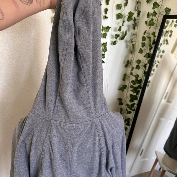 Athleta women’s grey hoodie full zip up small sporty casual athletic neutral - Image 7