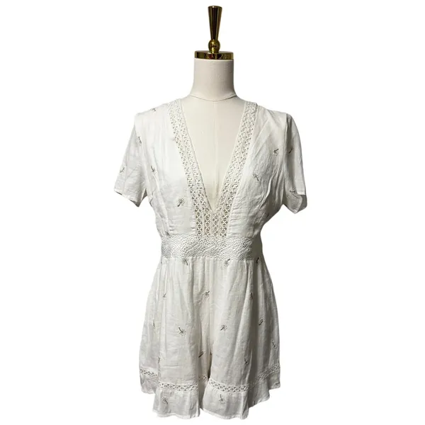 Foxiedox White Embroidered Lace Romper NWT Size L Cottagecore - Image 2