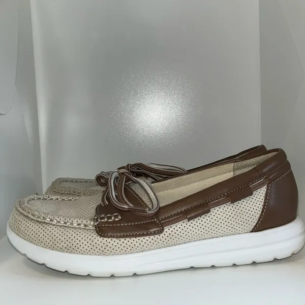 Cloudsteppers By CLARKS Jocolin Vista Boat Shoes Slip On Women’s 5.5 - Image 2