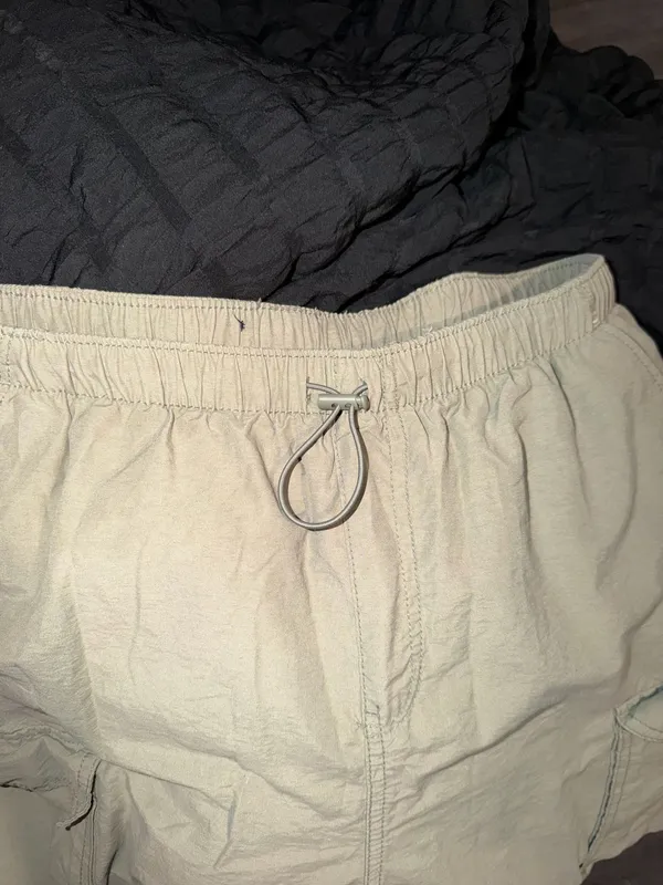 Hollister Cargo Pants Baggy - Image 3