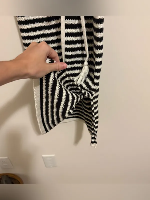 Nine West Black and White Striped Knit Dress size Medium - Image 4