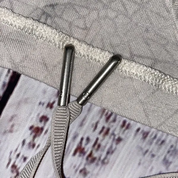 Lululemon athletic top - Image 4