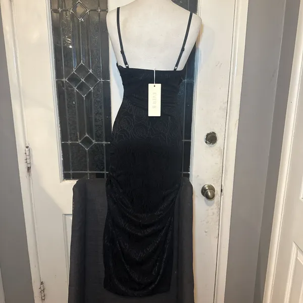 Black Rose Jacquard Midi Dress - Image 5