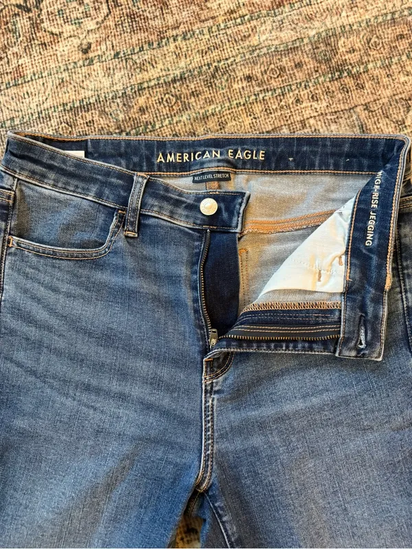 American Eagle Outfitters Women's Skinny Jeans - Medium Blue Wash - Image 4