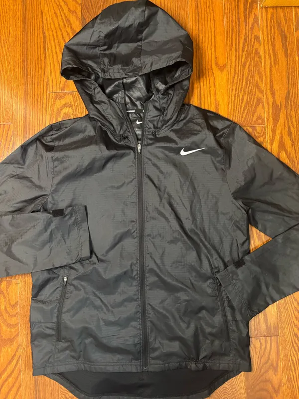 Women’s Nike running black lightweight jacket  - Image 12