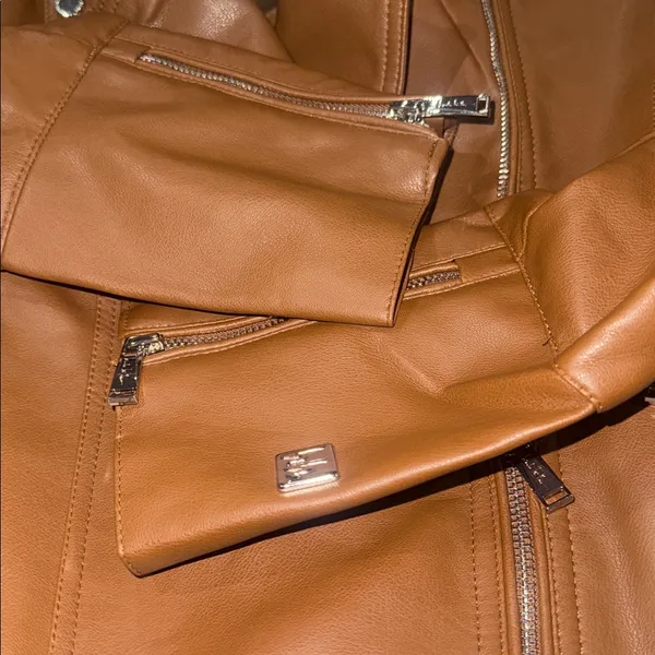 NWT Nicole Miller New York Faux Leather Motorcycle Jacket In Cognac Medium - Image 5
