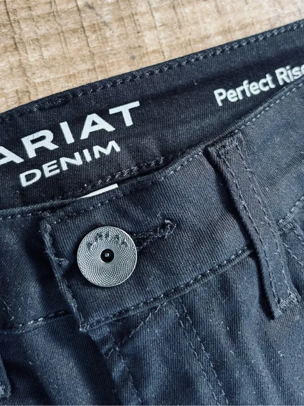 Ariat Perfect Rise Skinny Jeans in black 28"W x 30" inseam women's - Image 4
