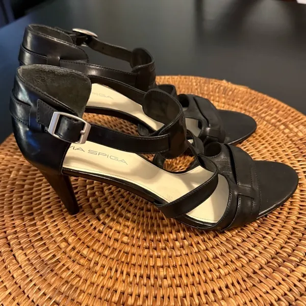 Via Spiga Black Strappy Women's Sandals‎ heels - Image 5