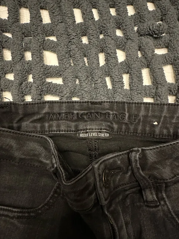 American Eagle Plain Black Skinny Jeans - Image 3