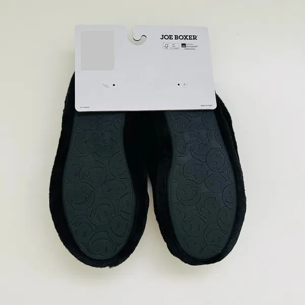 JOE BOXER Black Yellow Mr. Winkey Smiley Face Faux Fur SlipOn Slippers - M (7-8) - Image 7