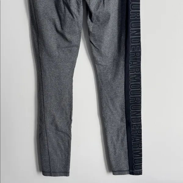 Under Armour Gray Leggings Size M - Image 7