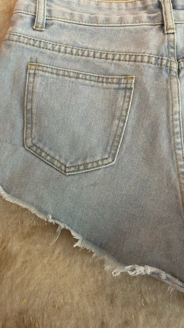 Distressed frayed shorts - Image 4