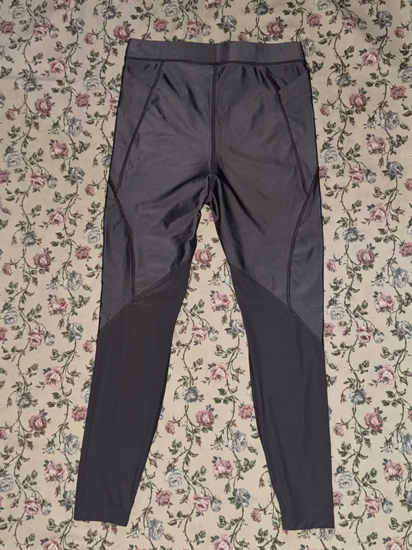 Grey Nike Dri-Fit Leggings - Image 2