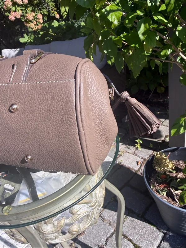 Dooney and Bourke sorrento satchel - Image 5