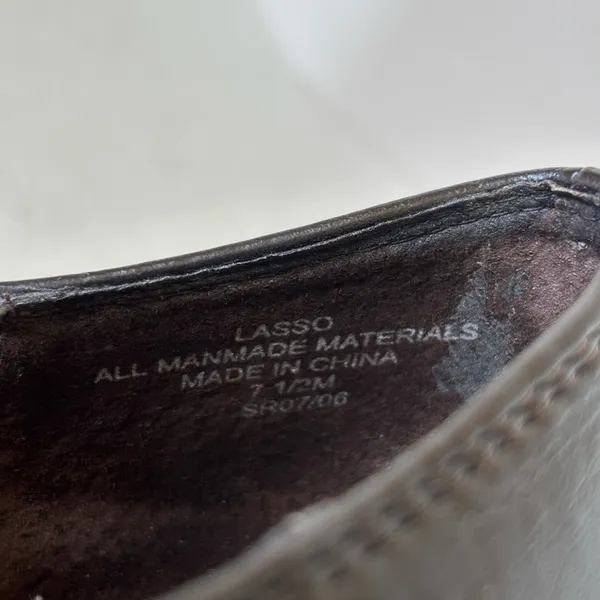 Liz Claiborne Dark Brown Heels size 7 1/2 M - Image 3