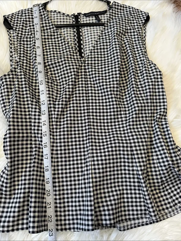 White House Black Market Black & White Gingham V-Neck Sleeveless Blouse Size 10 - Image 6