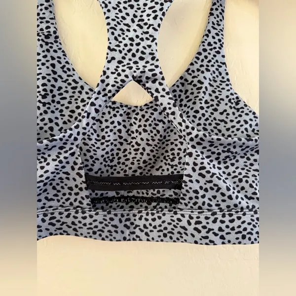 SheIn Gray Leopard Print Sports Bra and Shorts Set - Image 3