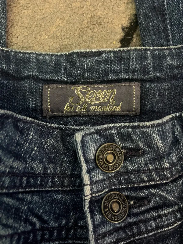 7 For All Mankind Jeans Low-Rise Bootcut 31 - Image 3
