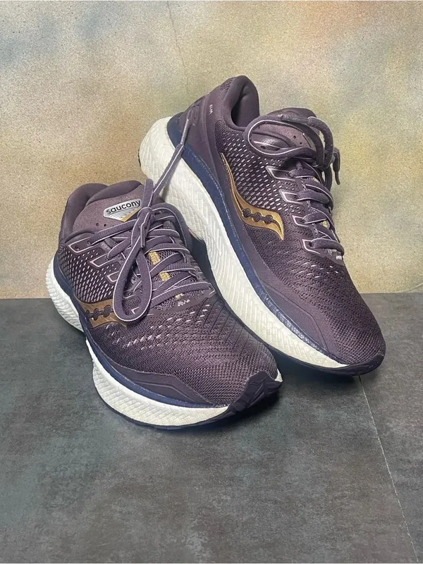 Saucony Triumph 18 Women's Purple Running Shoes S10595-20 Size 6 - Image 15