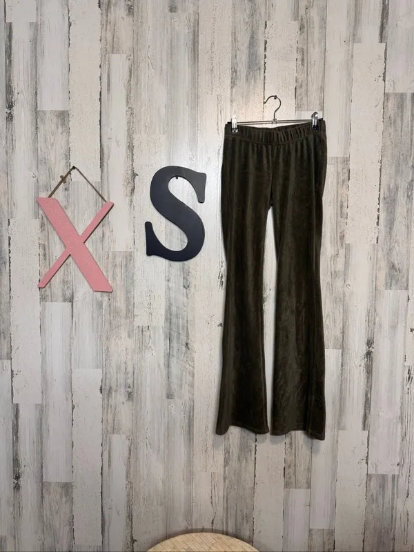 Wild Fable Ribbed Velour Flare Pants Womens XS Olive Green High Rise Lounge - Image 2