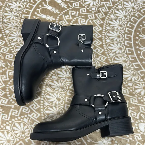 Universal Threads Black Combat Boots with Silver Hardware - Image 2