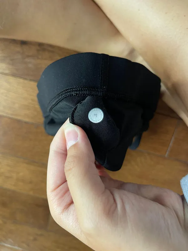 Lululemon Black Energy Bra - Image 3