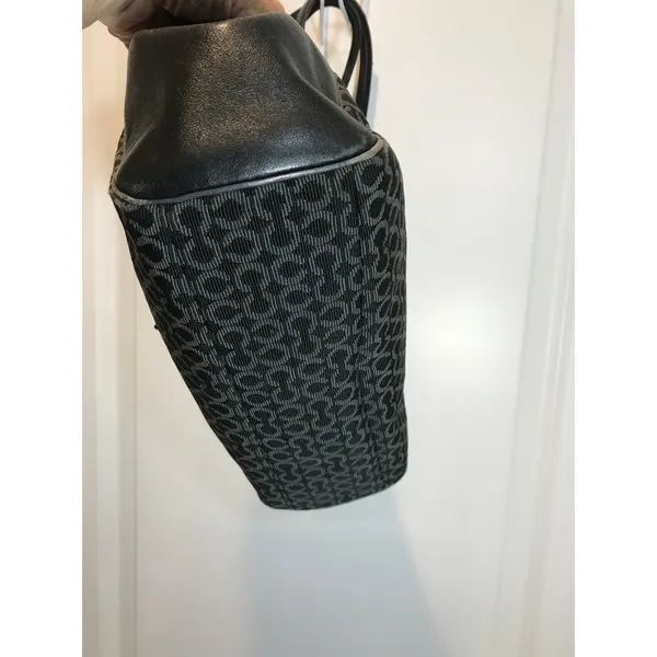 Coach Madison Madeline East/West Satchel Black/Gray Sig Jacquard EUC - Image 5