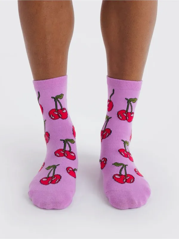 BAGGU CHERRIES PRINT CREW SOCK - Image 2