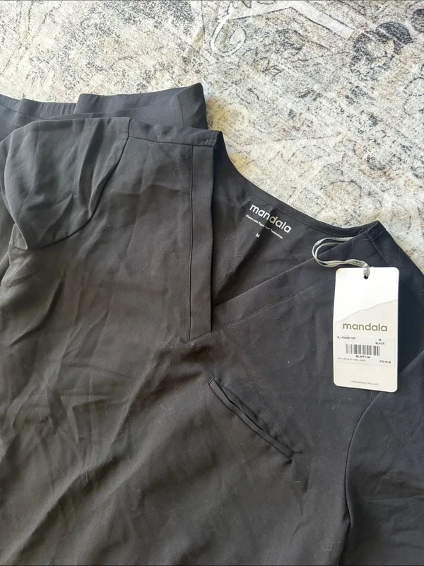 Mandala Black Jogger two piece scrub set Size M - Image 3