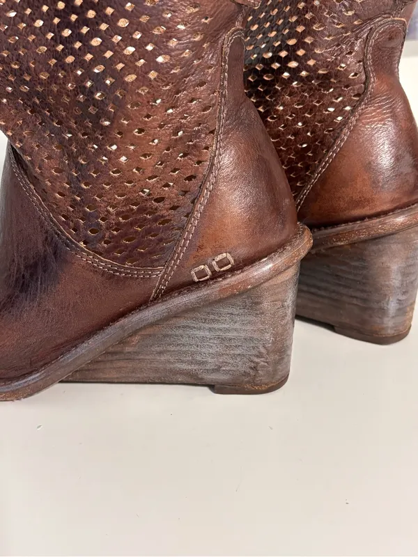 Bed Stu Cobbler Series Ankle Booties Womens Size 8 Brown Leather Wedge Western - Image 11