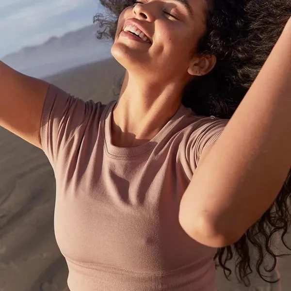 OFFLINE By Aerie Sidewalk T-shirt cropped seamless - Image 2