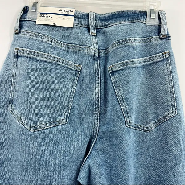 Arizona Jeans Curvy Mom Jeans 7 Cherry Embroidered Highest Rise Y2K NWT - Image 5