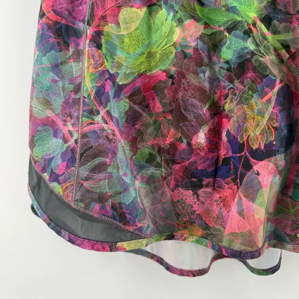 Lululemon Skirt Skort SZ 2 Hotty Hot Vivid Floral Run Athletic Lined High Rise - Image 9