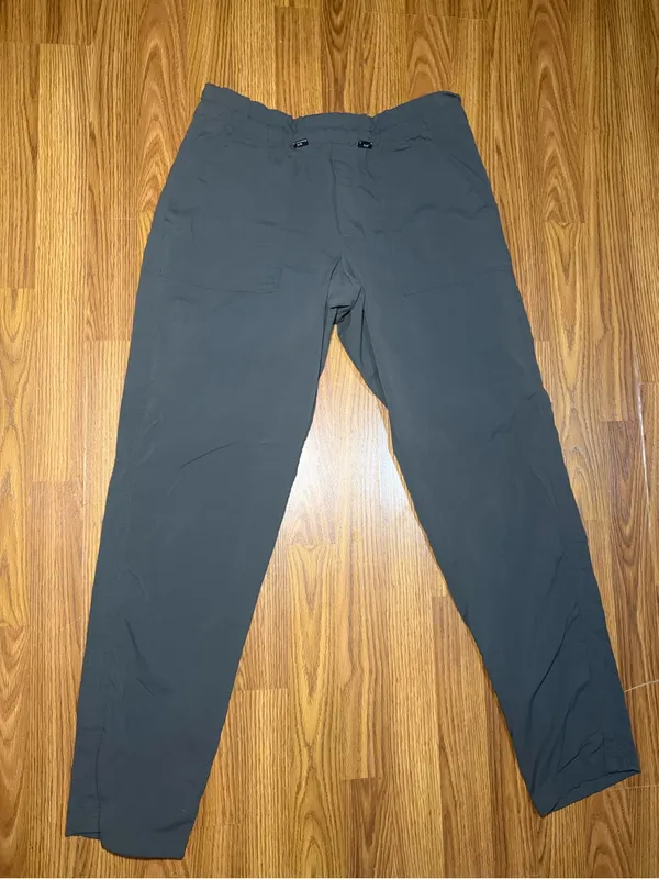 Athleta Textured Tech Commuter Performance Pants 8T - Image 2