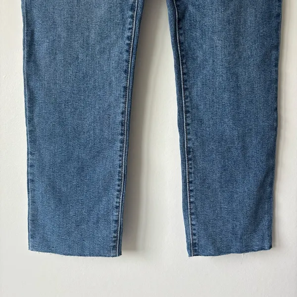 Levi’s Wedgie Straight Jeans Medium Wash Denim High Waist Raw Hem - Image 5
