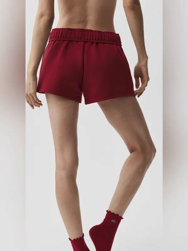 ALO Yoga NWT Accolade Shorts Summer Romance Red Fleece Drawstring Shorts Size L - Image 3
