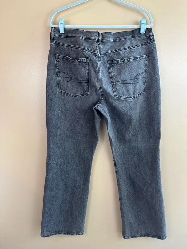 American Eagle Charcoal Grey Faded Black 90s Bootcut Jeans 16 High Rise - Image 3