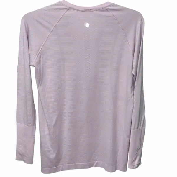 Lululemon Women's Swiftly Tech Long Sleeve Shirt Top Yoga Pastel Pink Thumbholes - Image 3