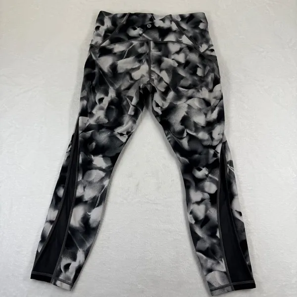 Lululemon High Rise Mesh Panel Leggings Abstract Black White Grey Size 10‎ - Image 7