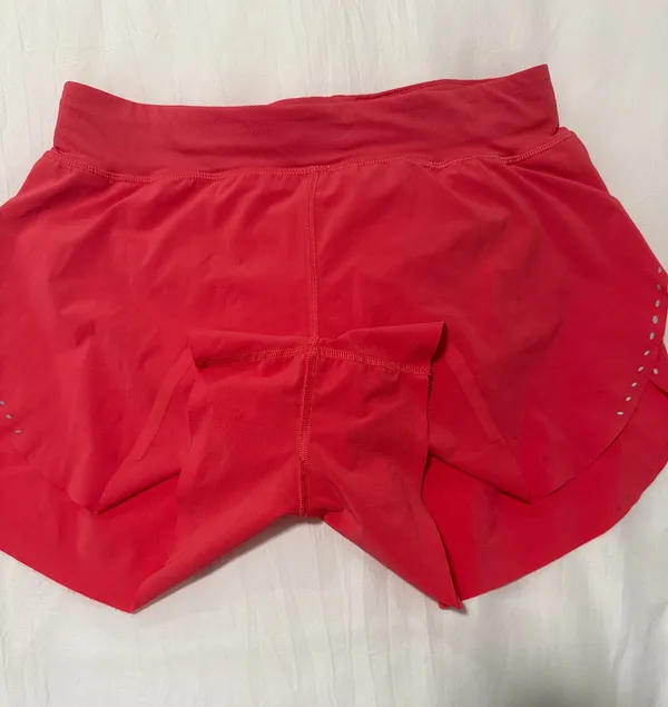 Lululemon Find Your Pace Shorts - Image 4
