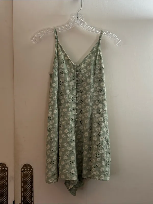 American eagle AE Light green mint Floral Eyelet Romper NWOT size small - Image 8