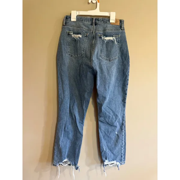 Abercrombie & Fitch Curve Love Mom Jeans 27 4S‎ Distressed High Rise Medium Wash - Image 3