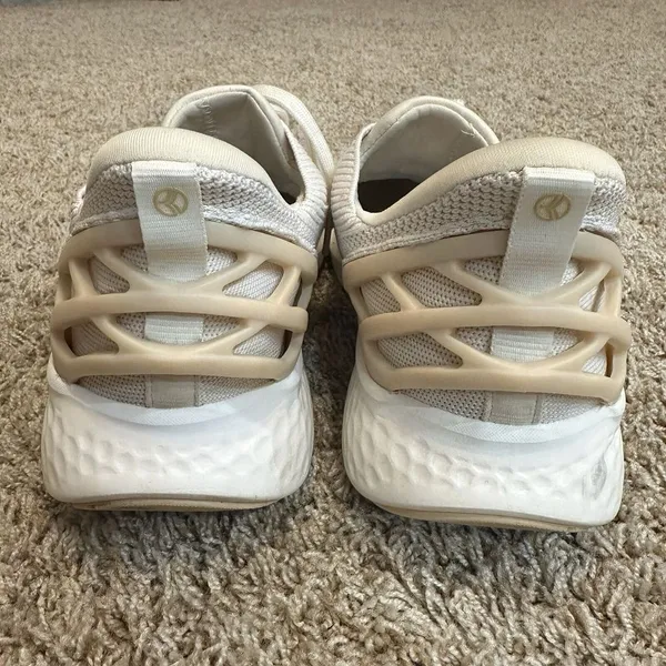 Kizik Men's 8.5 Wide Women's 10 Wide Athens Light Knit Sneakers In White‎ Creme - Image 6